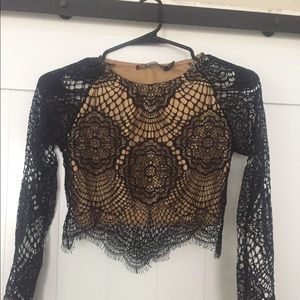 🖤 gorgeous black & nude lace crop top 🖤